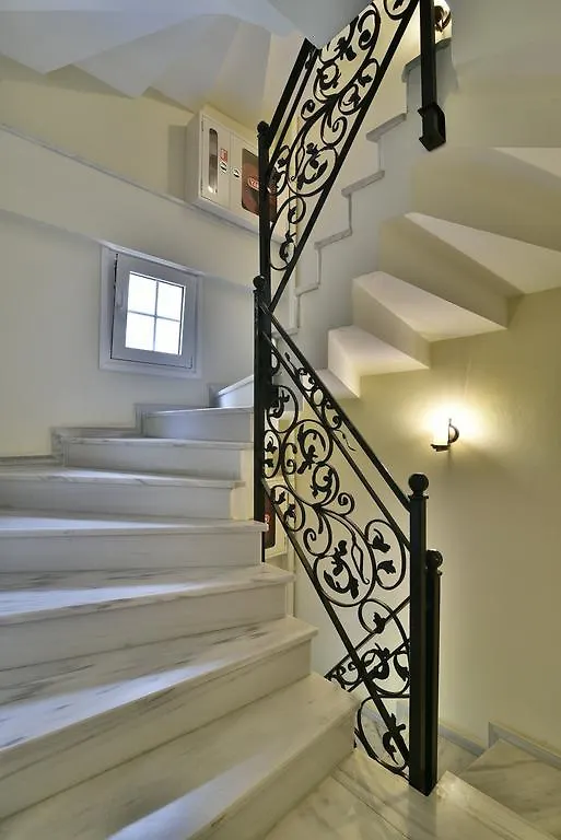 Istanbul Life Hotel (Adults Only) 4*,