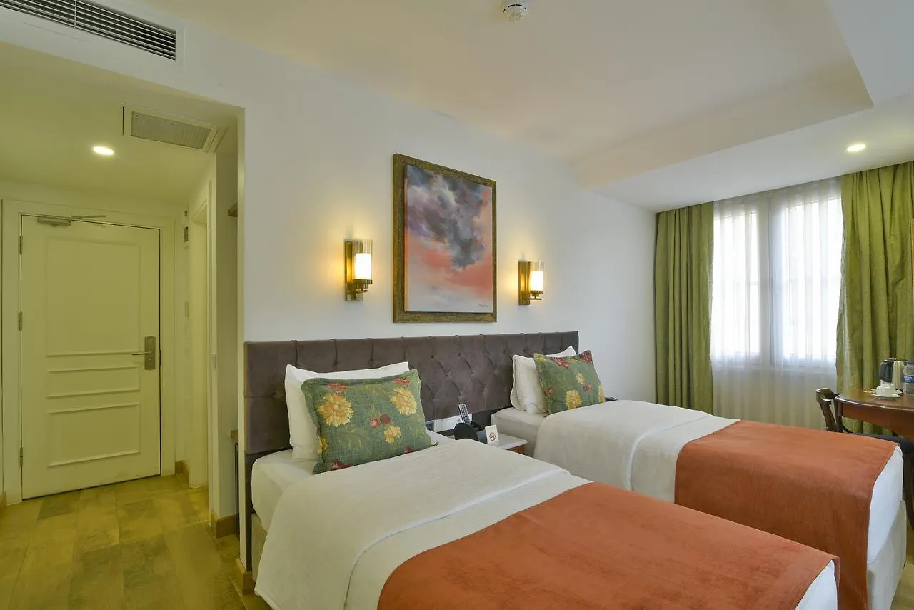 Istanbul Life Hotel (Adults Only) 4*,  Τουρκία
