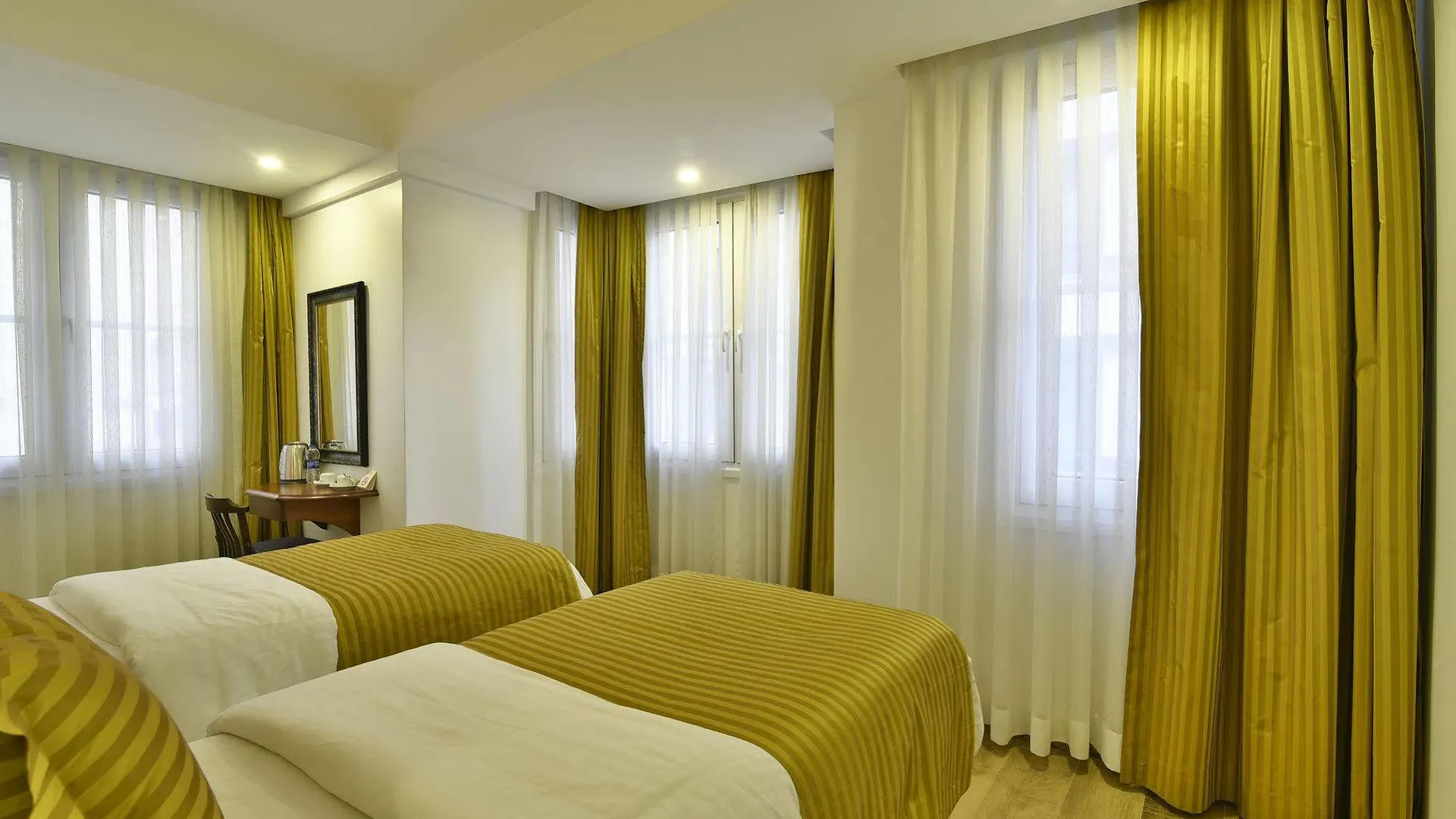 Istanbul Life Hotel (Adults Only)